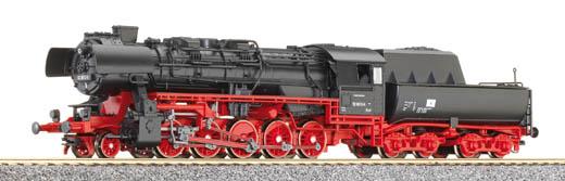Steam locomotive BR 52.80 with Giesl smoke ejector<br /><a href='images/pictures/Tillig/02282.jpg' target='_blank'>Full size image</a>